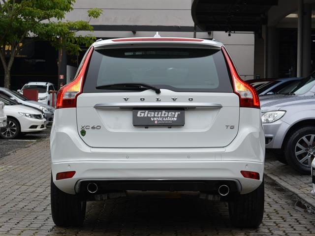 VOLVO XC 60 T-5 R-DESIGN 2.0 FWD 5P 2014