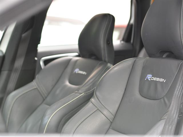VOLVO XC 60 T-5 R-DESIGN 2.0 FWD 5P 2014
