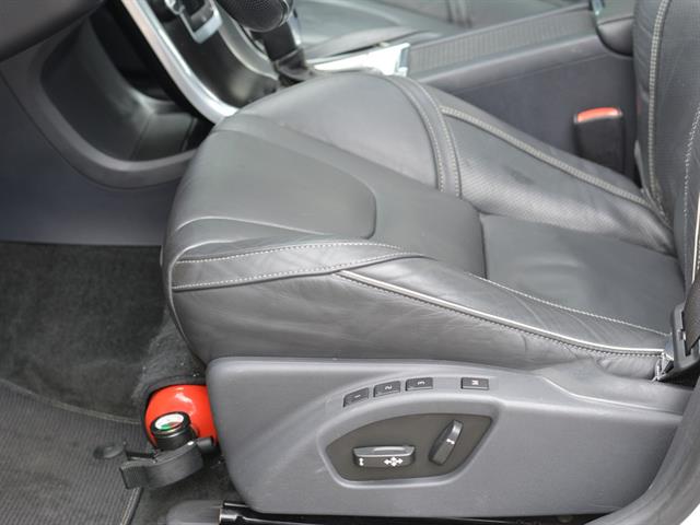 VOLVO XC 60 T-5 R-DESIGN 2.0 FWD 5P 2014