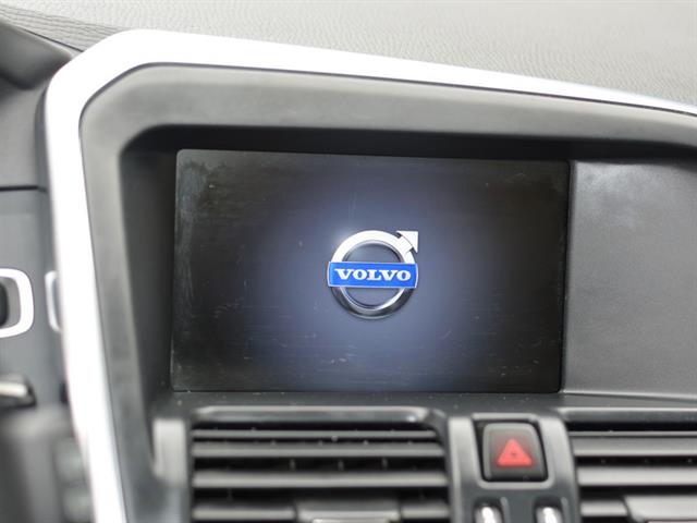 VOLVO XC 60 T-5 R-DESIGN 2.0 FWD 5P 2014