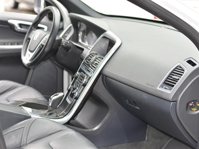 VOLVO XC 60 T-5 R-DESIGN 2.0 FWD 5P 2014