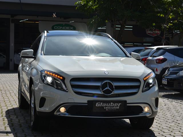 MERCEDES-BENZ GLA 200 ENDURO 1.6 TB 16V FLEX AUT. 2017