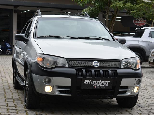 FIAT Palio WEEKEND HLX 1.8 MPI FLEX 4P 2006