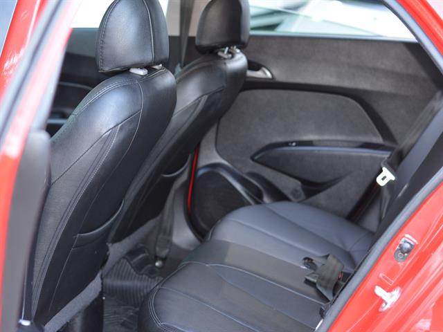 HYUNDAI HB20 PREMIUM 1.6 FLEX 16V MEC. 2013