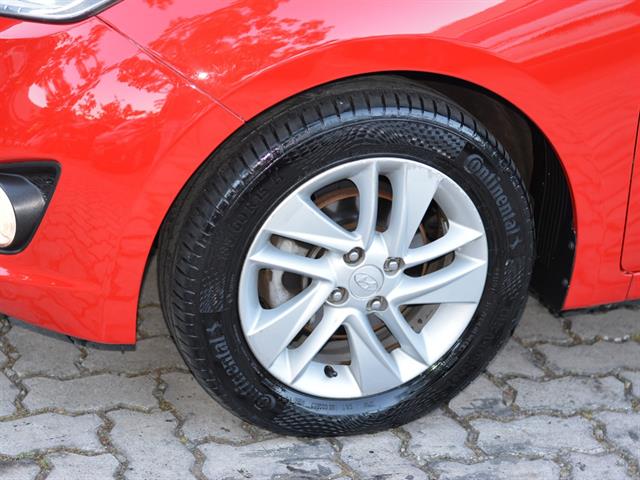 HYUNDAI HB20 PREMIUM 1.6 FLEX 16V MEC. 2013