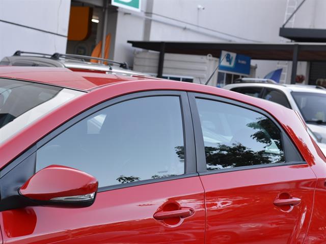 HYUNDAI HB20 PREMIUM 1.6 FLEX 16V MEC. 2013