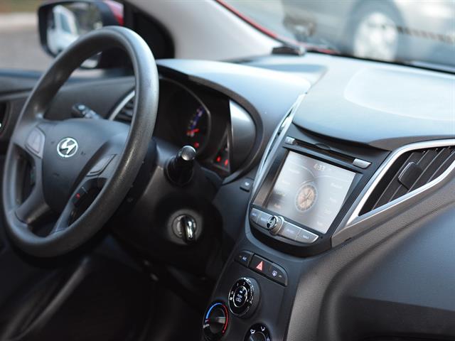 HYUNDAI HB20 C.STYLE/C.PLUS 1.6 FLEX 16V AUT. 2015