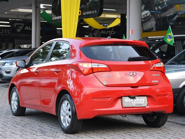 HYUNDAI HB20 C.STYLE/C.PLUS 1.6 FLEX 16V AUT. 2015