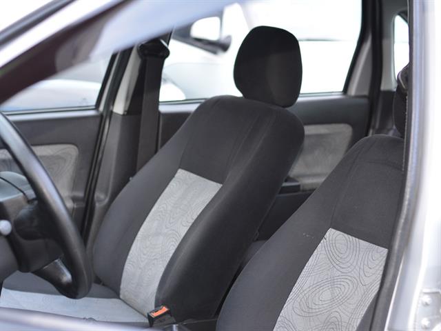 FORD FIESTA SEDAN 1.0 8V FLEX 4P 2008