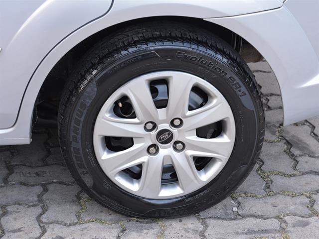FORD FIESTA SEDAN 1.0 8V FLEX 4P 2008
