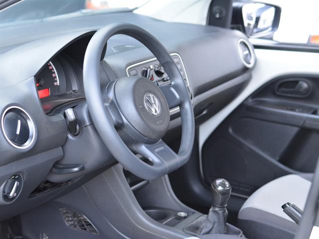 VOLKSWAGEN UP! TAKE 1.0 TOTAL FLEX 12V 5P 2016