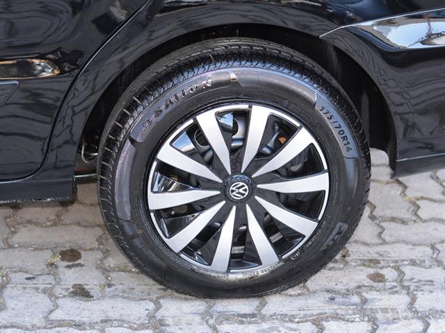 VOLKSWAGEN VOYAGE 1.0/1.0 CITY MI TOTAL FLEX 8V 4P 2014