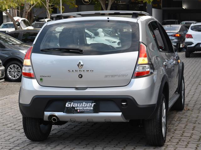 RENAULT SANDERO STEPWAY HI-FLEX 1.6 16V 5P AUT. 2014