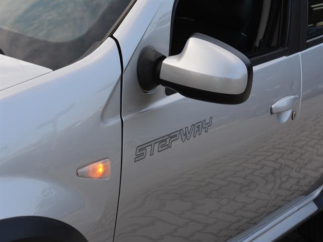 RENAULT SANDERO STEPWAY HI-FLEX 1.6 16V 5P AUT. 2014