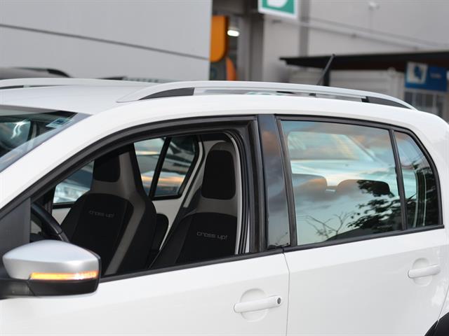 VOLKSWAGEN UP! CROSS 1.0 TSI TOTAL FLEX 12V 5P 2016