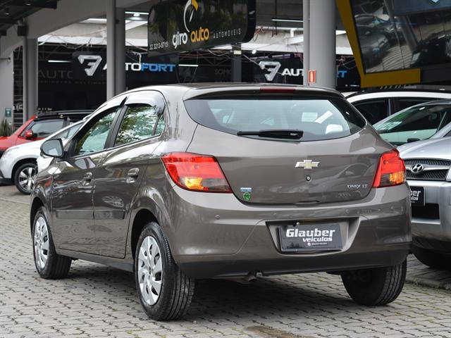 CHEVROLET ONIX HATCH LT 1.4 8V FLEXPOWER 5P AUT. 2014