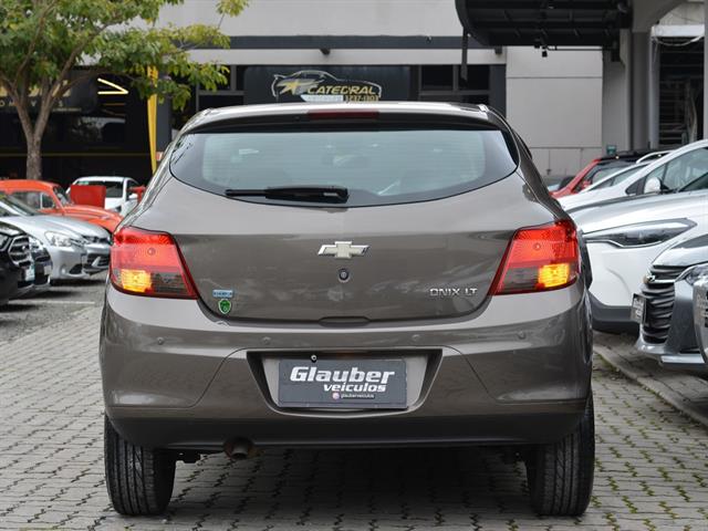 CHEVROLET ONIX HATCH LT 1.4 8V FLEXPOWER 5P AUT. 2014