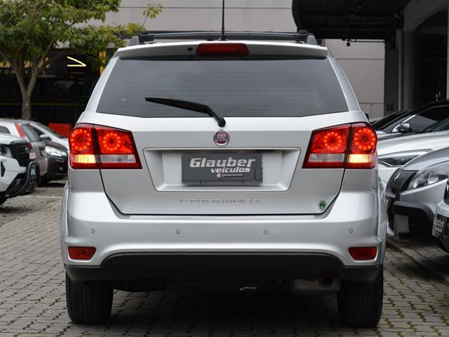 FIAT FREEMONT EMOT./PRECISION 2.4 16V 5P AUT. 2012