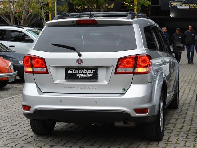 FIAT FREEMONT EMOT./PRECISION 2.4 16V 5P AUT. 2012