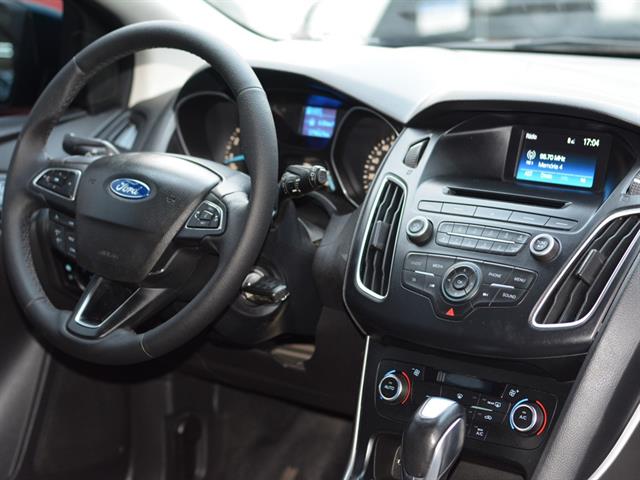 FORD FOCUS FASTBACK SE/SE PLUS 2.0 FLEX AUT. 2016