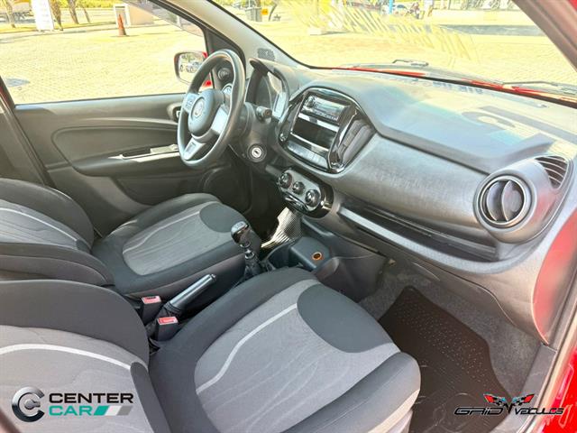 FIAT UNO WAY CELEB. 1.0 EVO FIRE FLEX 8V 5P 2015