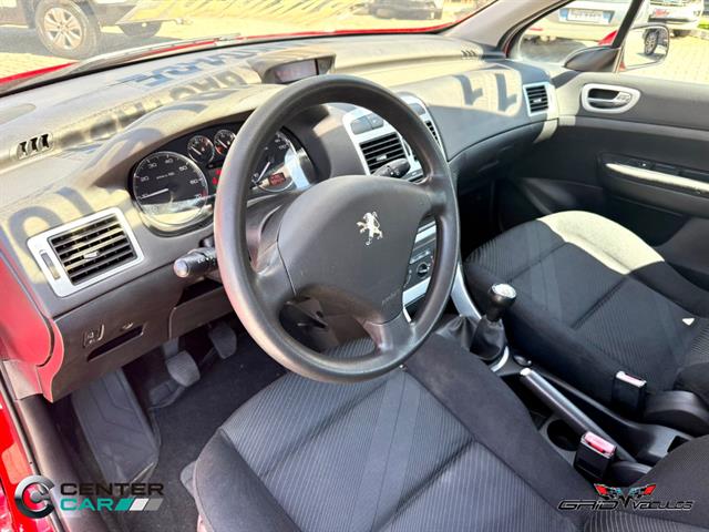 PEUGEOT 307 SOLEIL/ PRESENCE 1.6/1.6 FLEX 16V 5P 2011