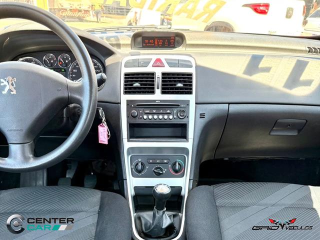 PEUGEOT 307 SOLEIL/ PRESENCE 1.6/1.6 FLEX 16V 5P 2011