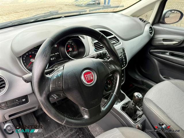 FIAT PUNTO ATTRACTIVE ITALIA 1.4 F.FLEX 8V 5P 2016