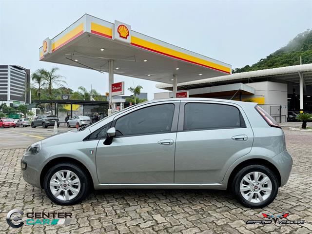 FIAT PUNTO ATTRACTIVE ITALIA 1.4 F.FLEX 8V 5P 2016