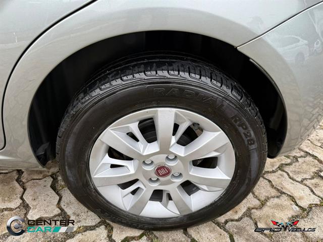 FIAT PUNTO ATTRACTIVE ITALIA 1.4 F.FLEX 8V 5P 2016