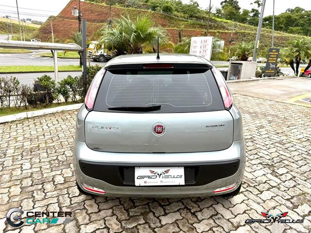 FIAT PUNTO ATTRACTIVE ITALIA 1.4 F.FLEX 8V 5P 2016