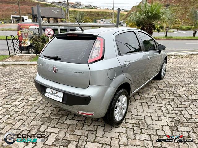 FIAT PUNTO ATTRACTIVE ITALIA 1.4 F.FLEX 8V 5P 2016