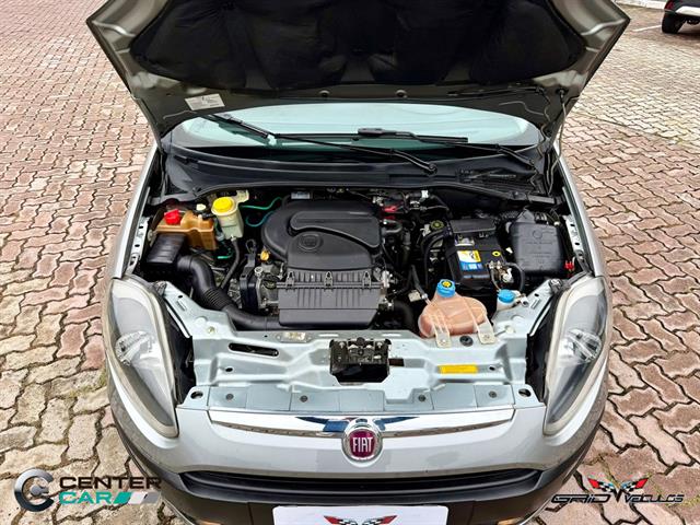 FIAT PUNTO ATTRACTIVE ITALIA 1.4 F.FLEX 8V 5P 2016