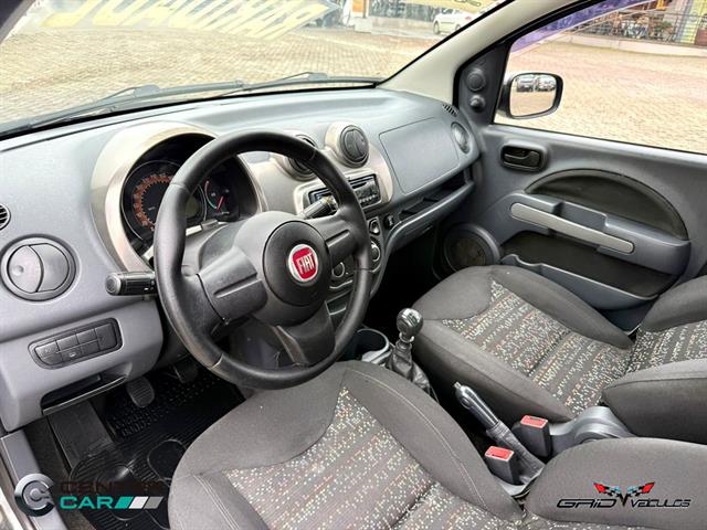 FIAT UNO VIVACE CELEB. 1.0 EVO F.FLEX 8V 5P 2013