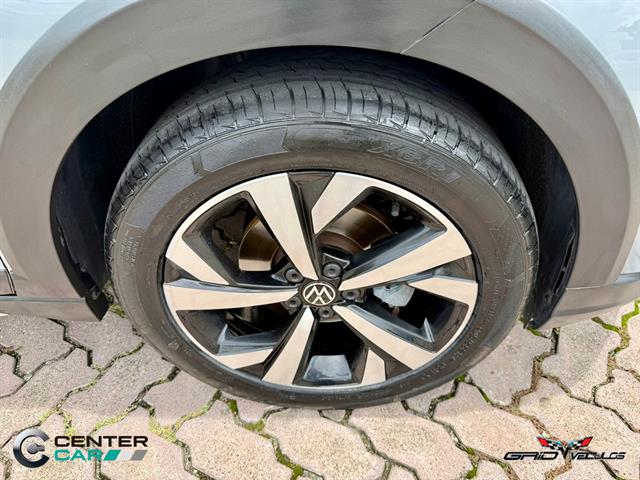 VOLKSWAGEN Nivus HIGHLINE 1.0 200 TSI FLEX AUT. 2021