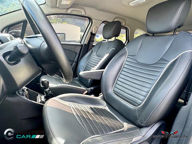 RENAULT CAPTUR INTENSE 1.6 16V FLEX 5P AUT. 2018