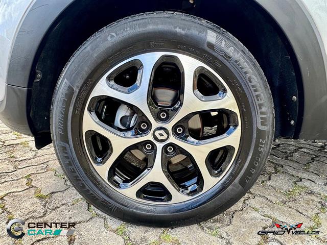 RENAULT CAPTUR INTENSE 1.6 16V FLEX 5P AUT. 2018