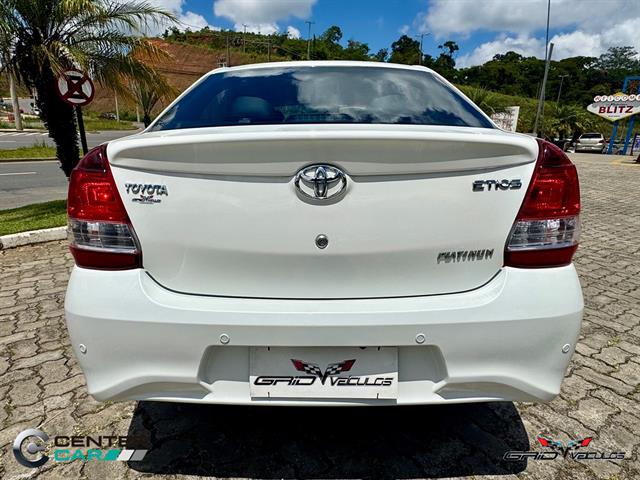 TOYOTA ETIOS PLATINUM SED. 1.5 FLEX 16V 4P AUT. 2019
