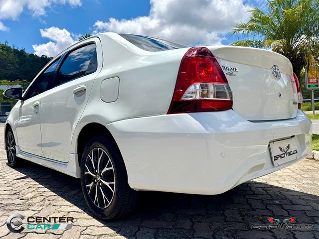 TOYOTA ETIOS PLATINUM SED. 1.5 FLEX 16V 4P AUT. 2019