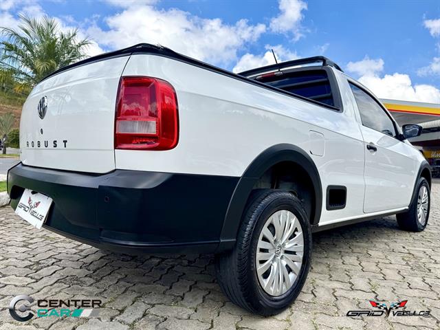 VOLKSWAGEN SAVEIRO ROBUST 1.6 TOTAL FLEX 8V 2023