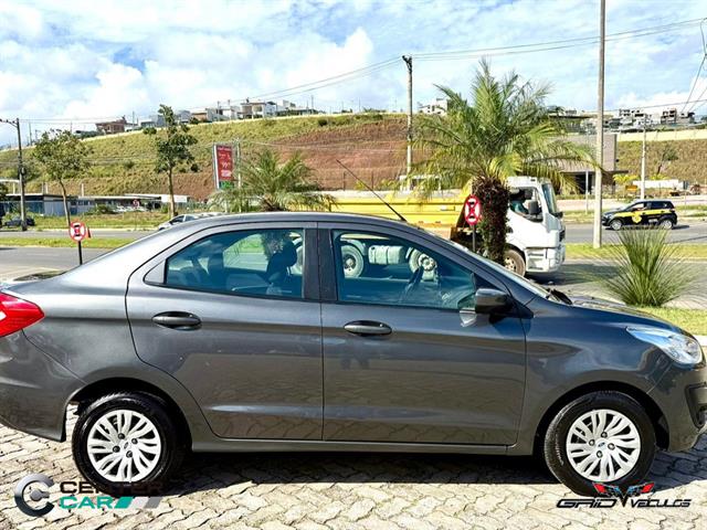 FORD KA+ SEDAN 1.0 SE/SE PLUS TIVCT FLEX 4P 2019