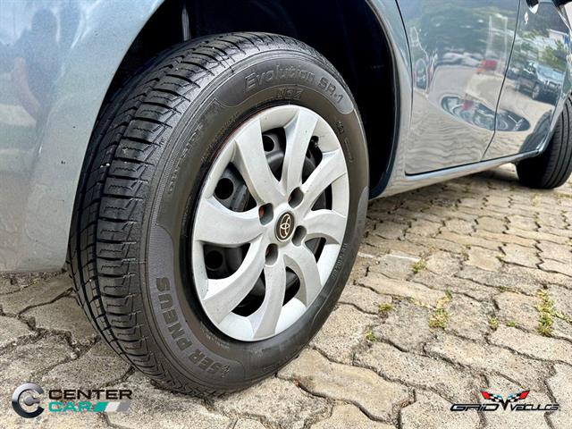 TOYOTA ETIOS XS  1.3 FLEX 16V 5P MEC. 2013