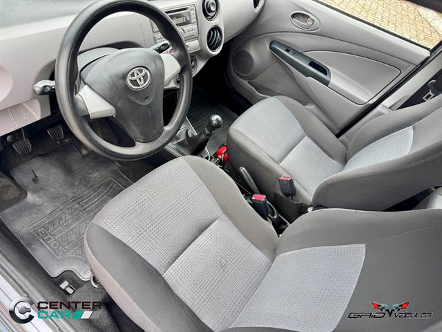 TOYOTA ETIOS XS  1.3 FLEX 16V 5P MEC. 2013