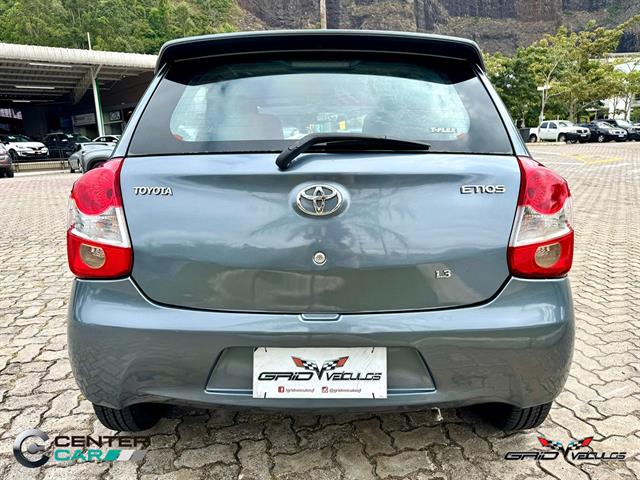 TOYOTA ETIOS XS  1.3 FLEX 16V 5P MEC. 2013