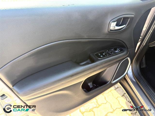 JEEP COMPASS SPORT 2.0 4X2 FLEX 16V AUT. 2018