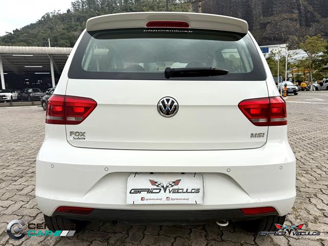 VOLKSWAGEN FOX COMFORTLINE 1.6 FLEX 8V 5P 2017