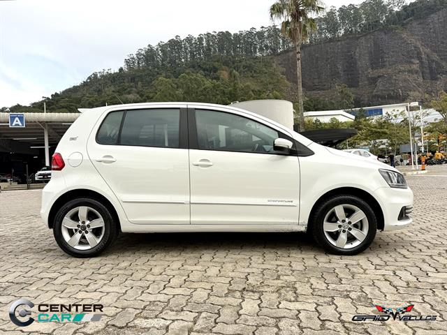 VOLKSWAGEN FOX COMFORTLINE 1.6 FLEX 8V 5P 2017