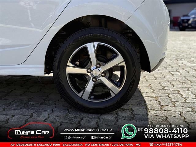 CHEVROLET ONIX HATCH LT 1.4 8V FLEXPOWER 5P MEC. 2017