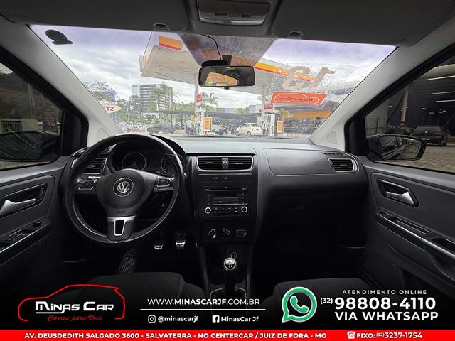 VOLKSWAGEN FOX 1.6 MI TOTAL FLEX 8V 5P 2013