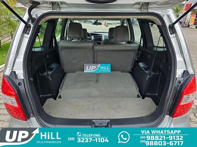 NISSAN LIVINA GRAND SL 1.8 16V FLEX FUEL MEC 7 LUGARES 2010